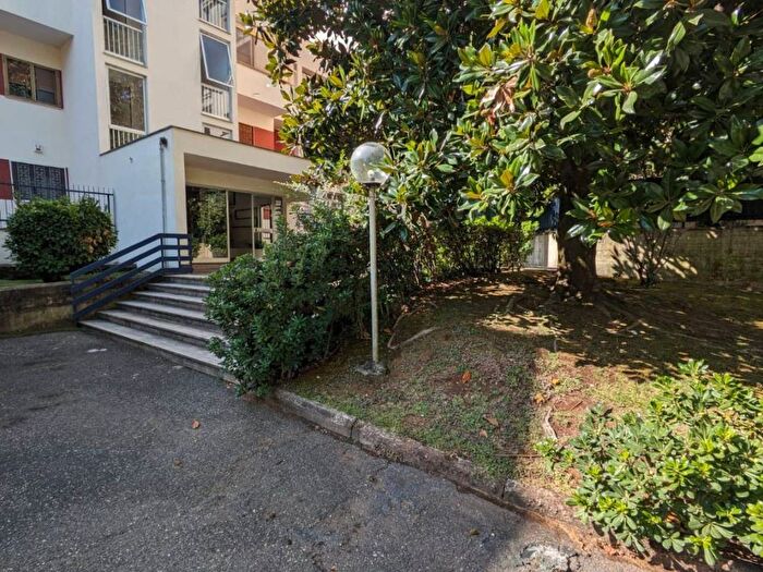 Appartamento quadrilocale in vendita in Via di Vigna Murata, Fonte Meravigliosa, Roma