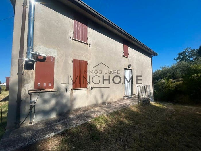 Casa trilocale in vendita in Carpineta, Cesena