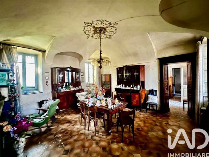 Casa con 6 locali in vendita in Via Cavour, Sezzadio