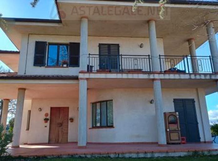 Casa con 6 locali in vendita in Via Andrea Cardinali, Centro, Monte San Pietrangeli