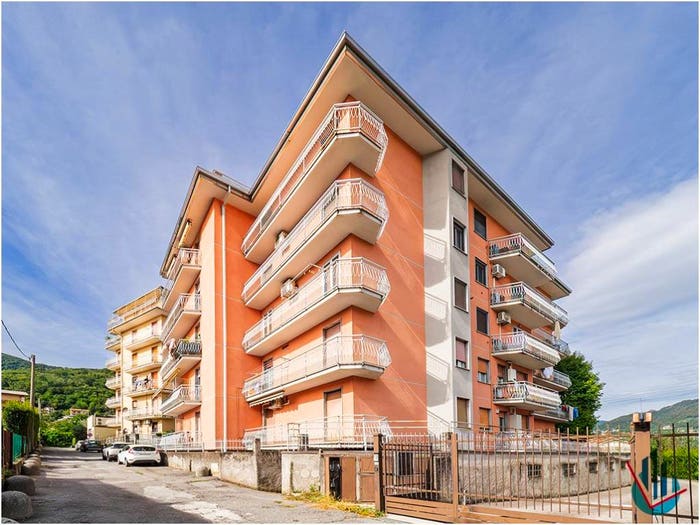 Appartamento bilocale in vendita in Via Spluga, Olginate