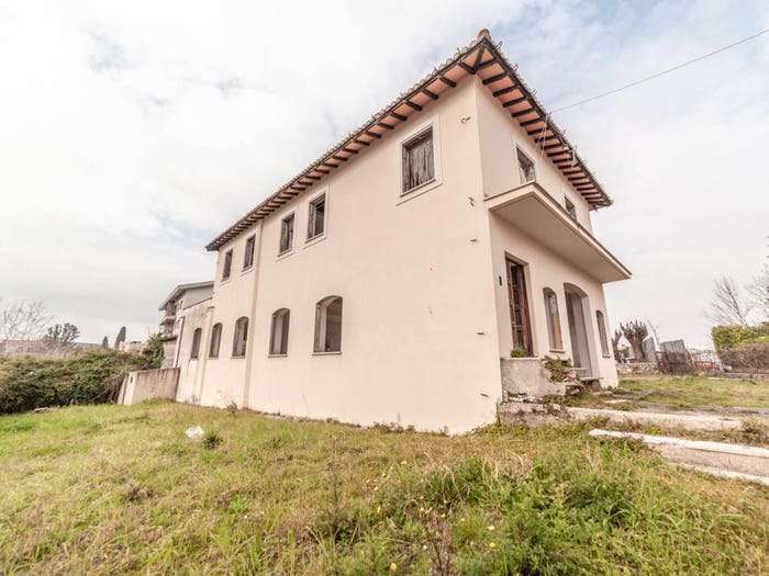 Casa con 6 locali in vendita in Via Ferruti, Ferruti, Montopoli di Sabina