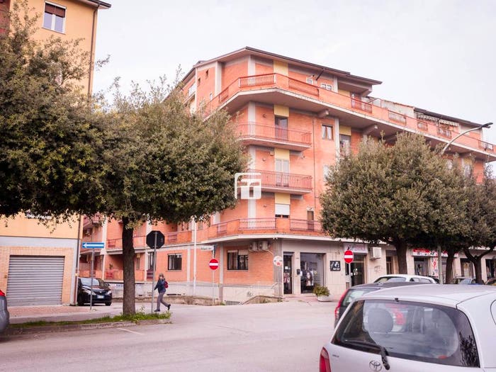 Appartamento con 5 locali in vendita in Via Raffaele Capriglione, Via XXIV Maggio CEP, Campobasso