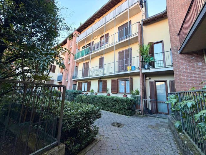 Appartamento trilocale in vendita in Via Montegrappa, Centro, Mariano Comense