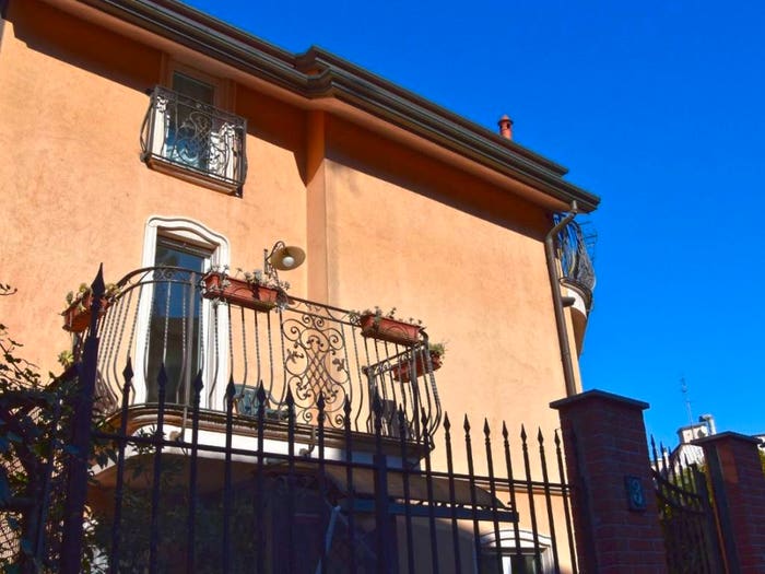 Casa con 6 locali in vendita in Via Torquato Taramelli, Zara, Milano