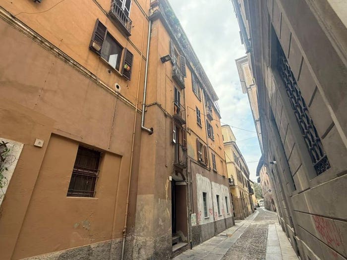 Appartamento bilocale in vendita in Via Teodolinda, Centro Storico, Pavia