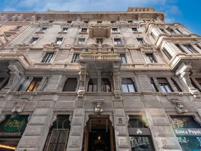 Appartamento con 6 locali in vendita in via colonnetta, Guastalla, Milano
