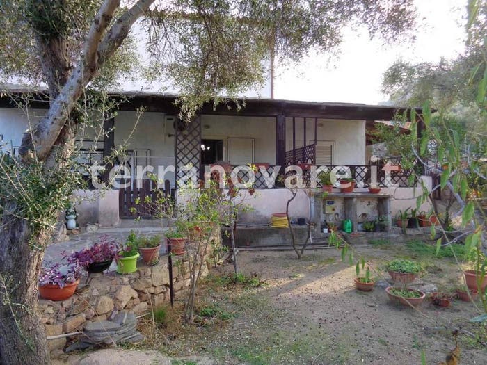 Casa con 6 locali in vendita in Via Emilio Lussu, Montilittu, Loiri Porto San Paolo