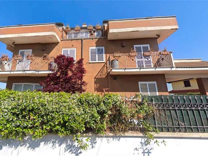 Casa con 6 locali in vendita in Via S Cipirello, Fontana Candida, Roma