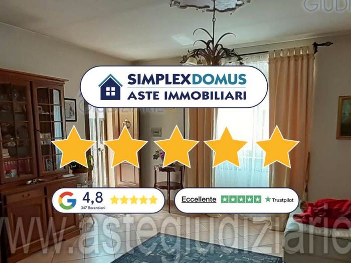 Appartamento con 6 locali in vendita in Roma, Centro, Capistrello