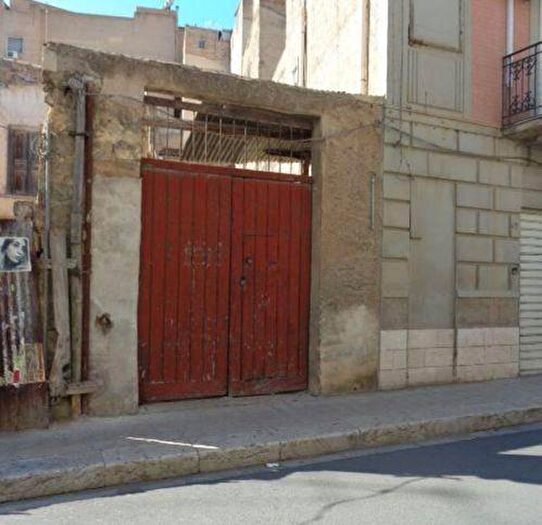 Casa con 5 locali in vendita in Via Mannone, Castelvetrano