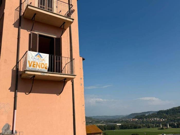 Casa trilocale in vendita in Via Giordano Bruno, Centro, Orte