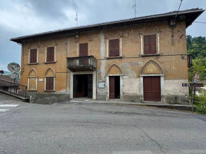 Casa con 6 locali in vendita in Via Generale Cortella, Castelletto d'Orba