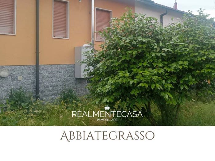 Casa trilocale in vendita in Via Albert Einstein, Abbiategrasso