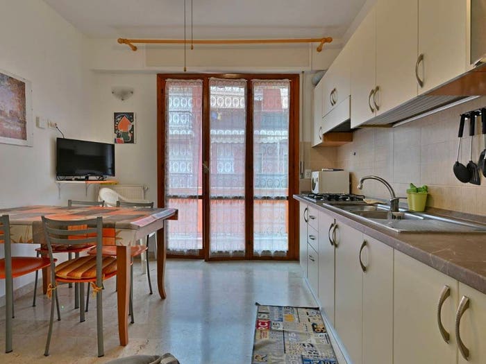 Appartamento trilocale in vendita in Piazza Magnolie, Centro, San Bartolomeo al Mare
