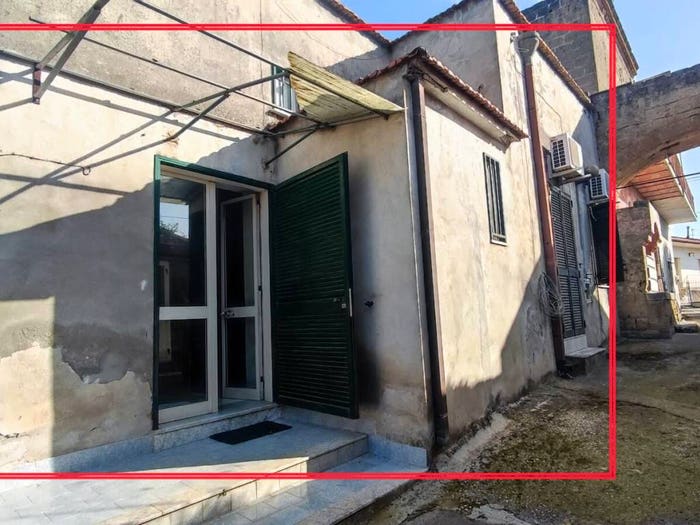Appartamento trilocale in vendita in Via Grotticella, Grotticella Scarfato, Maddaloni