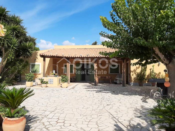 Casa con 5 locali in vendita in CONTRADA CUBA, Noto
