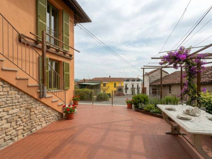 Casa con 5 locali in vendita in Via Roma, Centro, Montechiaro d'Asti