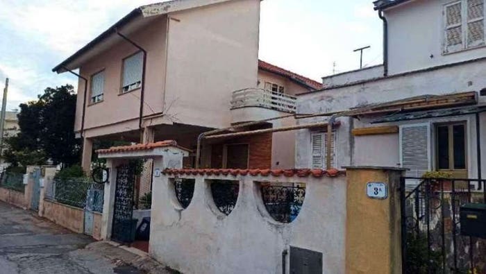 Appartamento trilocale in vendita in Via Falzarego, San Giacomo Santa Barbara, Nettuno