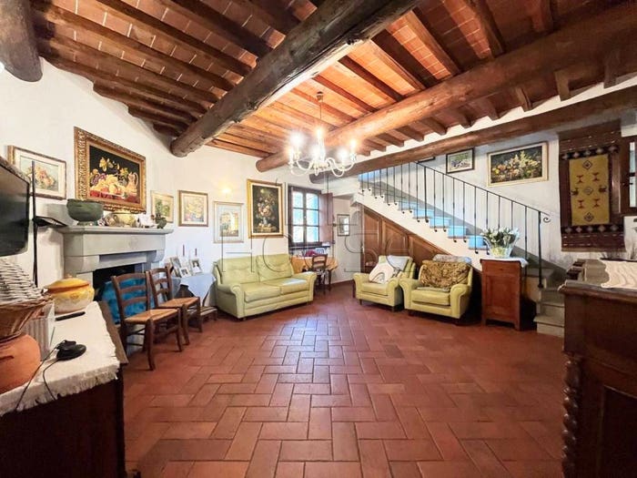 Casa con 6 locali in vendita in Via di Mugliano, Pieve Al Toppo, Civitella in Val di Chiana