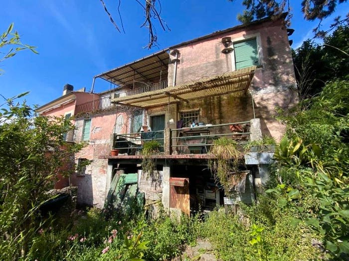Casa con 6 locali in vendita in via Dei Lunghi, San Salvatore, Cogorno