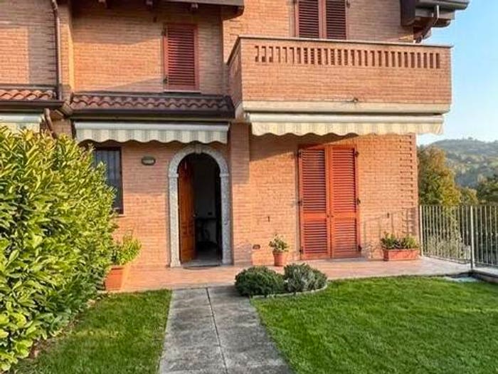 Casa quadrilocale in vendita in Inverigo