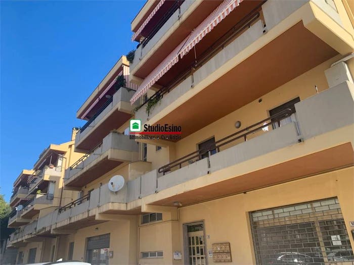 Appartamento con 6 locali in vendita in Stella, Monsampolo del Tronto