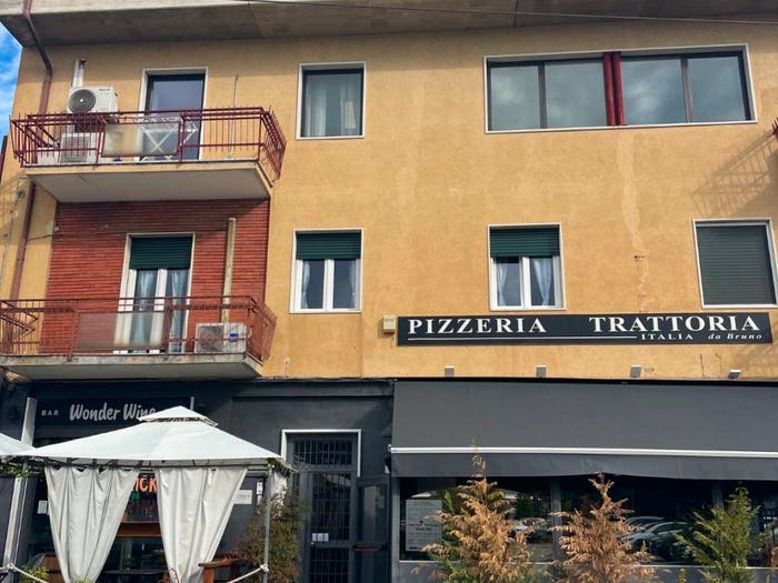 Appartamento con 6 locali in vendita in Via Ciro Ferrari, Zona Fiera, Verona