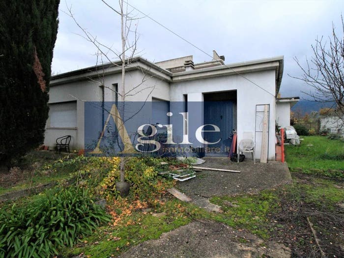Casa con 6 locali in vendita in via Verga, Piane Di Morro, Folignano