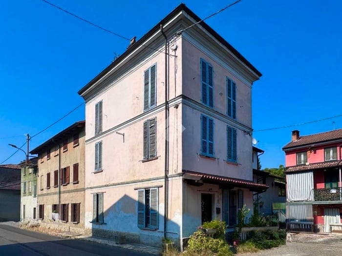 Casa quadrilocale in vendita in Via Vallescuropasso, Vallescuropasso Località Stefano, Cigognola
