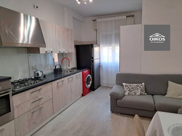 Appartamento trilocale in vendita in Via Pastrengo, Desenzano Centro, Desenzano del Garda