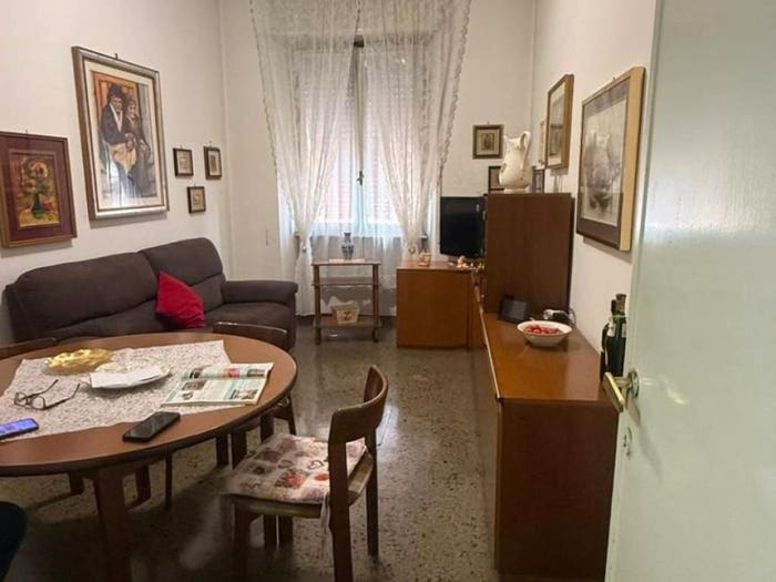 Appartamento trilocale in vendita in Via Portogruaro, Villa Fiorelli, Roma