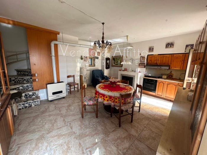 Casa quadrilocale in vendita in Centro, Celenza sul Trigno