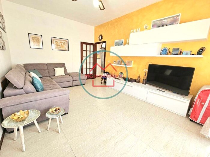 Appartamento quadrilocale in vendita in Via Giuseppe Montanelli, Centro, Monsummano Terme