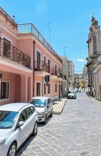 Appartamento trilocale in vendita in Via Giuseppe Ricciardi, Centro Storico, Foggia