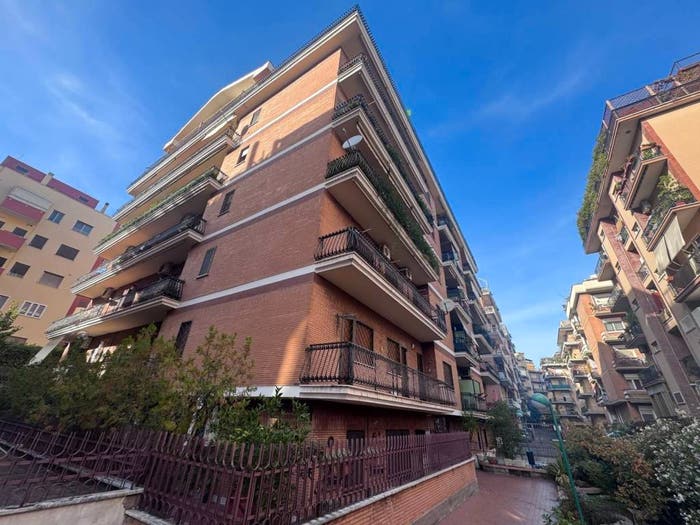 Appartamento quadrilocale in vendita in Via Nomentana, Talenti Monte Sacro, Roma