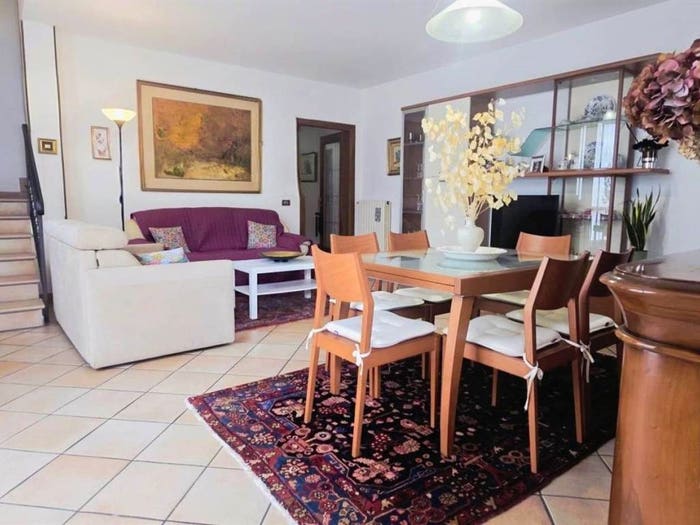 Casa con 5 locali in vendita in Centro, Viadana