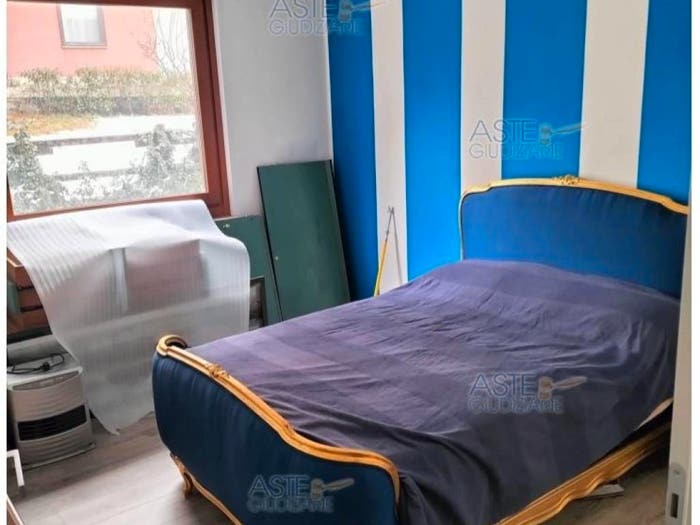 Appartamento con 6 locali in vendita in Via Mons Alliod, Centro, SaintVincent