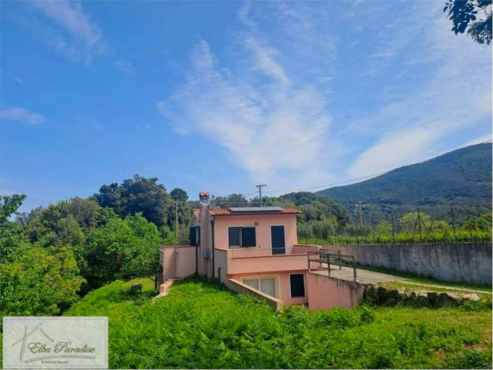 Casa quadrilocale in vendita in Via della Costarella, Marciana