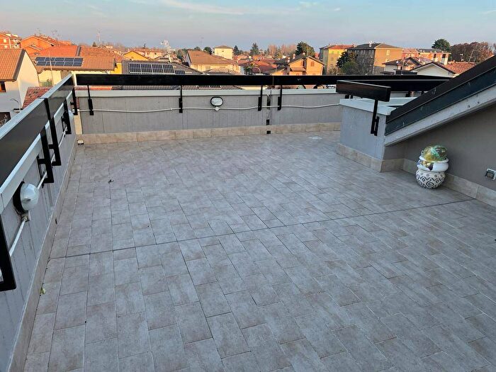 Appartamento quadrilocale in vendita in Via Roma, Centro, Lodi Vecchio