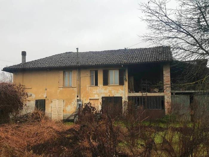 Casa quadrilocale in vendita in Strada Alessandria, Nizza Monferrato