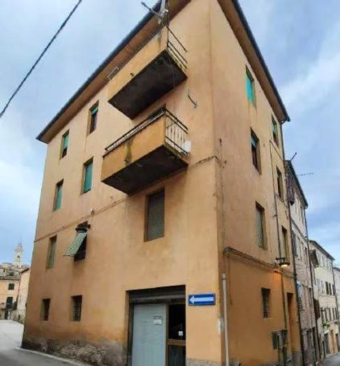 Appartamento quadrilocale in vendita in via Gioacchino Giustini Corridonia MC Italia, Centro, Corridonia