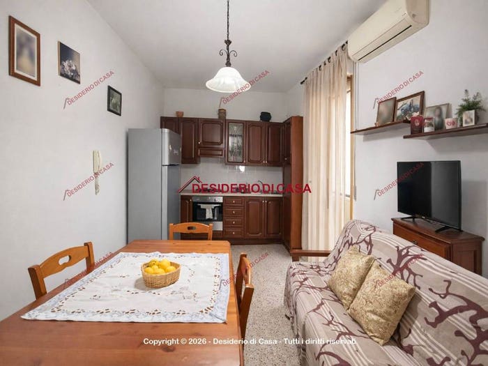 Casa quadrilocale in vendita in Stretto Bruschetto, Centro, Barcellona Pozzo di Gotto