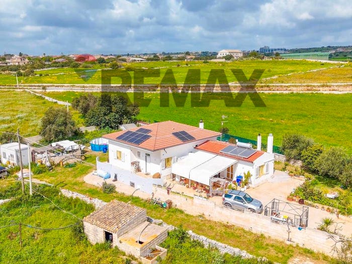 Casa con 6 locali in vendita in Cda Scorrione Zappulla, Zappulla, Modica