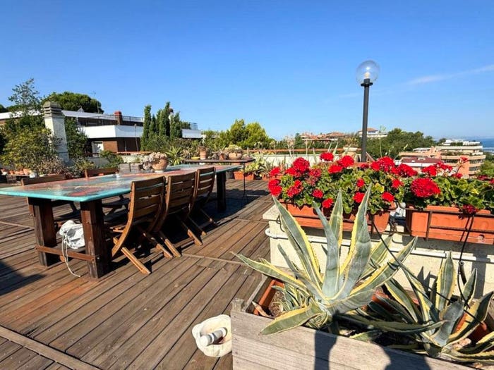 Appartamento quadrilocale in vendita in VIA ANGELINI, Borgo Rodi, Ancona
