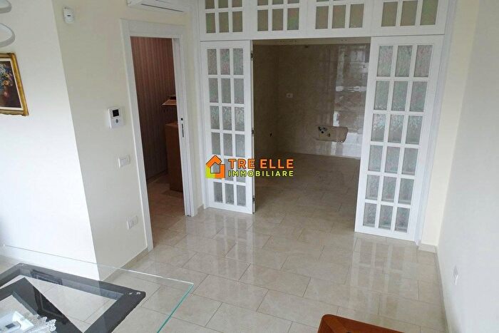 Appartamento trilocale in vendita in Via Nazionale delle Puglie, San Vitaliano