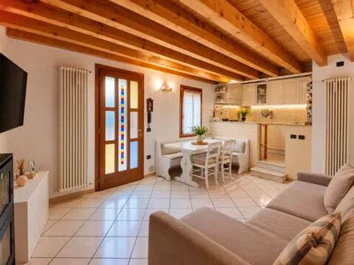Casa quadrilocale in vendita in Contarini Pellizzari Zannini, Valbrenta