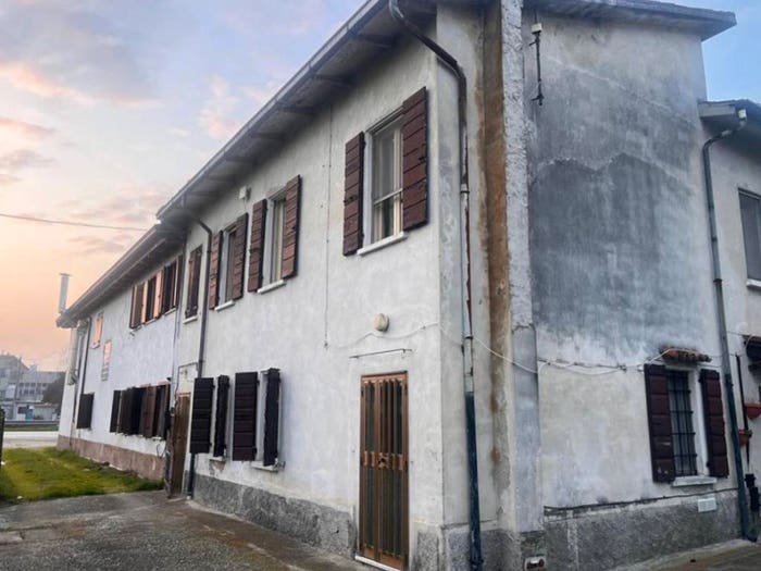Casa con 5 locali in vendita in Via Mantova, Romanore, Borgo Virgilio