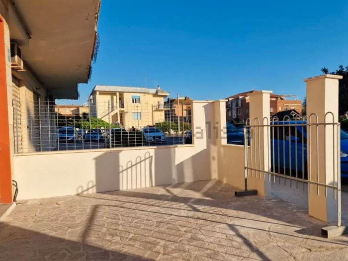 Appartamento trilocale in vendita in Piazza Innocenzo Odescalchi, Zona Domitilla, Ladispoli