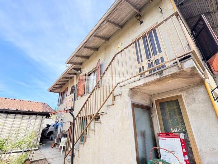 Casa con 6 locali in vendita in Via Pella Remo, Centro, Cossato